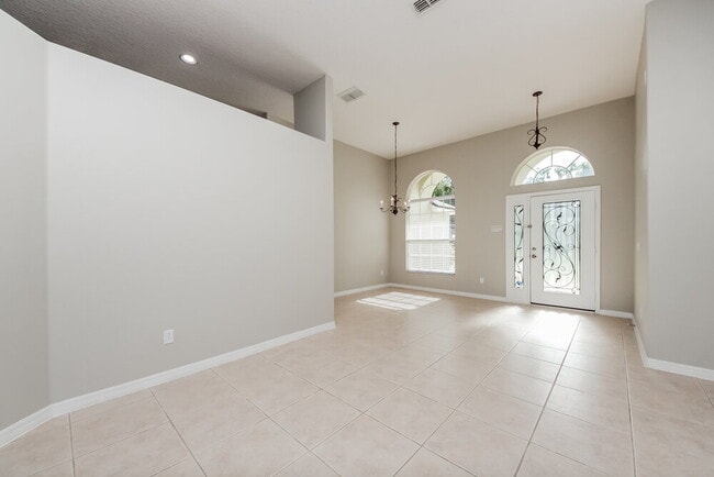 Photo - 4660 Huron Bay Cir