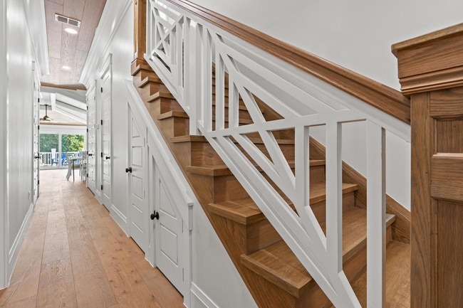 Photo - 202 NE 2nd Ave