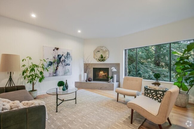 Building Photo - 1202 Sharon Park Dr Rental