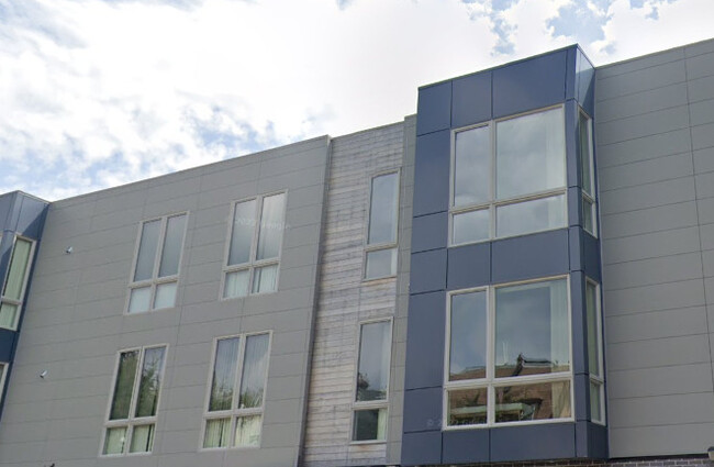 Building Photo - 4615 Cedar Ave Rental