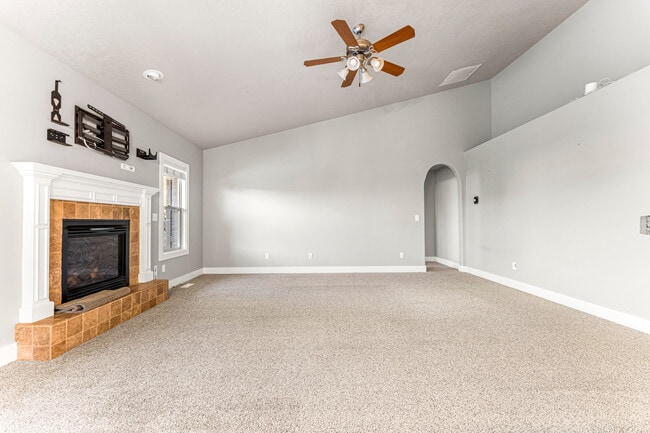 Photo - 987 N Knox Pl