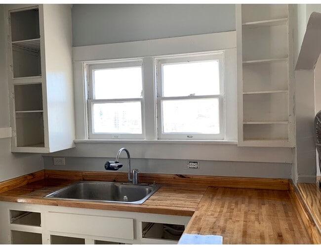 Photo - Old school Spanish style 2 bedroom cottage available downtown Oceanside walking distance to the b...