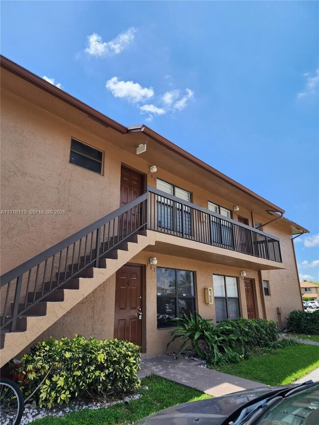 Photo - 10046 Winding Lake Rd Unit 201