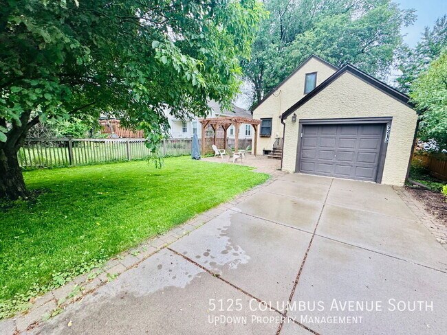 Photo - 5125 Columbus Ave S