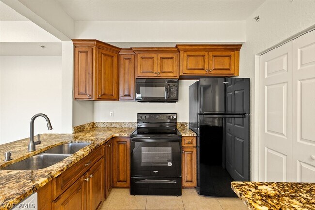 Photo - 6401 Aragon Way Unit 204