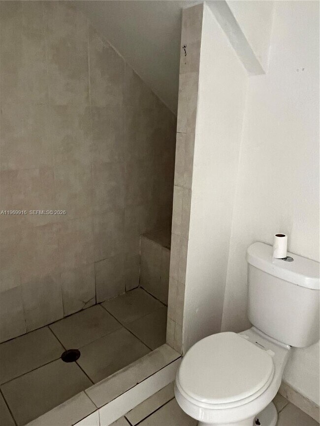 Photo - 1679 Sunrise Blvd