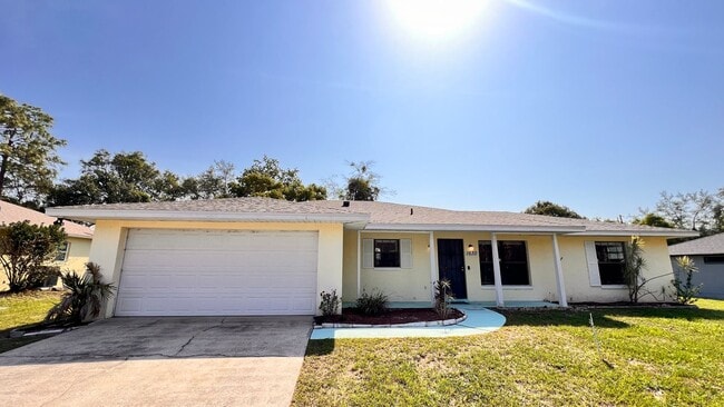 Available NOW! WONDERFUL 3 Bedroom, 2 Bath... - Available NOW! WONDERFUL 3 Bedroom, 2 Bath... House