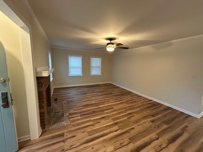 Photo - 438 N Cypress St Unit A