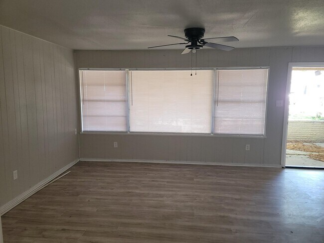 Photo - 5934 Ridgeway Dr