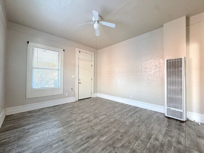 Photo - Central EL Paso(close to downtown) 1 bed/1 bath duplex. Water/Trash Service Included