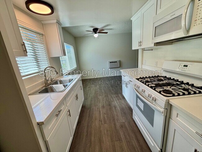 1126 E Doran St Unidad C
