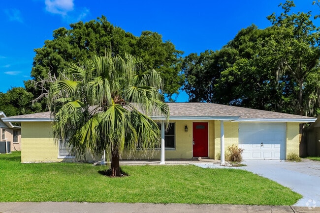 Building Photo - 7807 Raintree Dr Rental