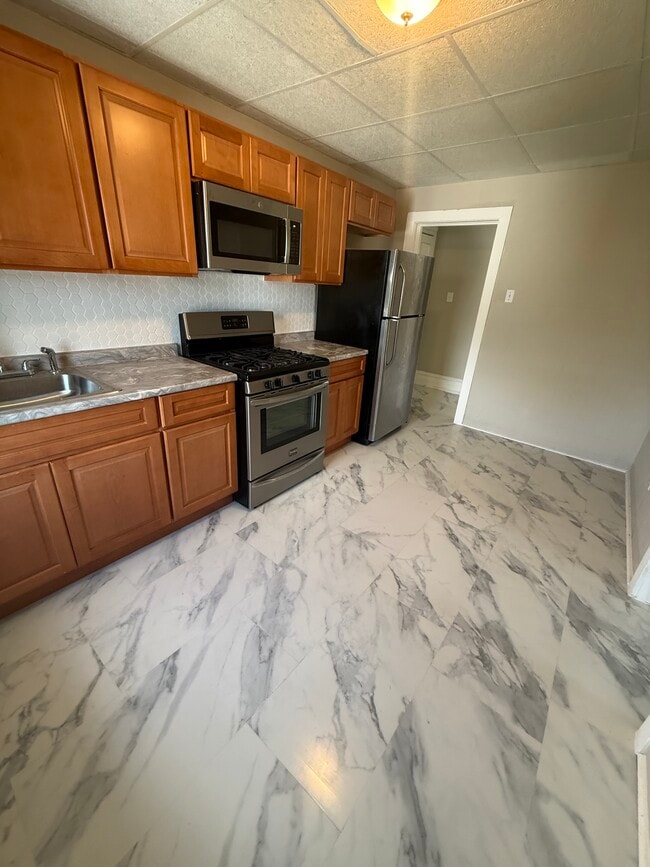 Photo - 740 2nd St Unit 3FRONT