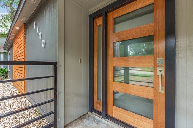 Photo - 1310 E Red Cedar Cir
