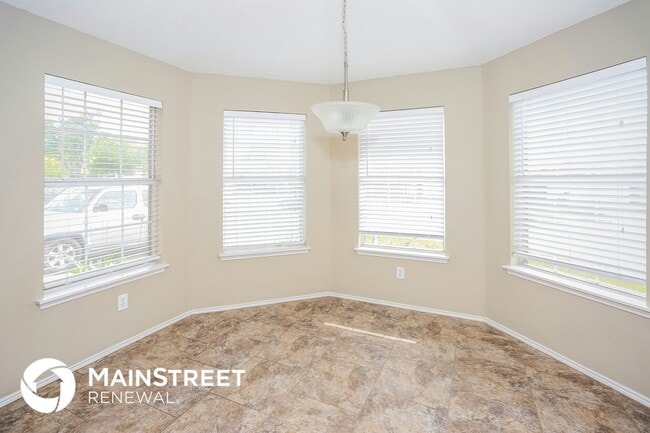 Photo - 503 Hollyberry Dr