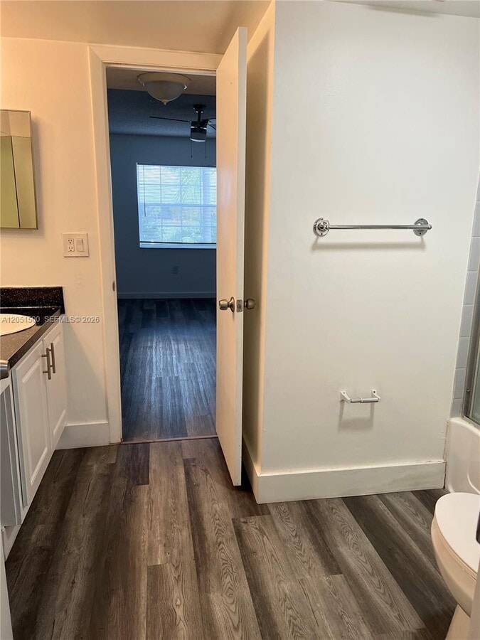 Photo - 2831 N Oakland Forest Dr Unit 210