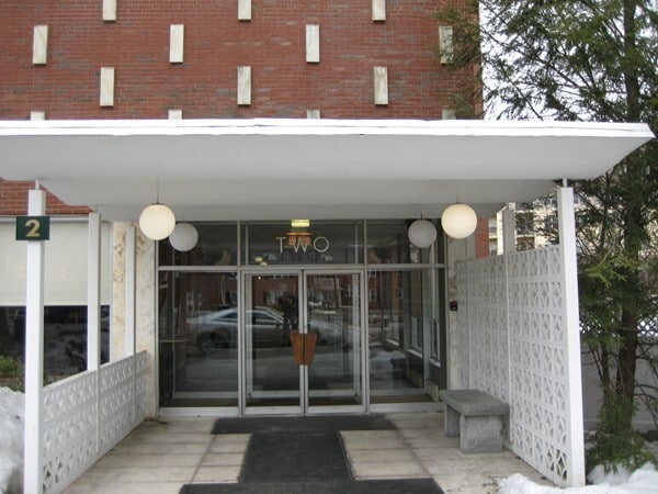 Building Photo - 2 Hammond Pond Pkwy Unit 602
