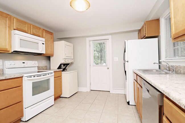 Photo - Spacious Fry's Spring Basement Apartment