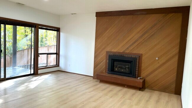 Photo - 4630 142nd Pl SE