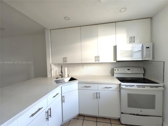 Photo - 17255 SW 95th Ave Unit 142