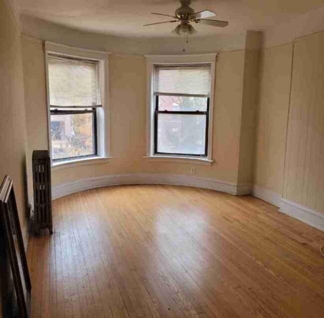 Photo - 4319 S Michigan Ave Unit 3