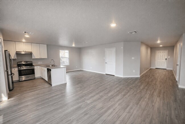 Photo - 431 Ambush Ridge