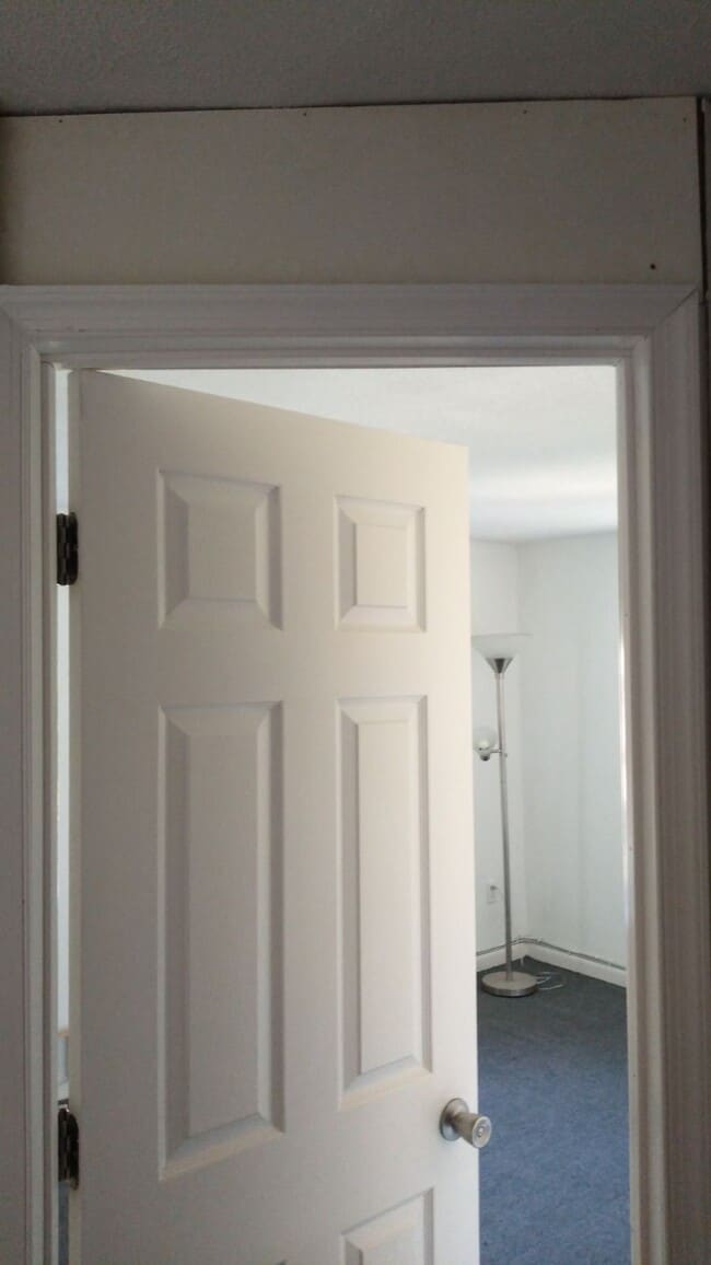 bedroom 2 - 23 North Front Street