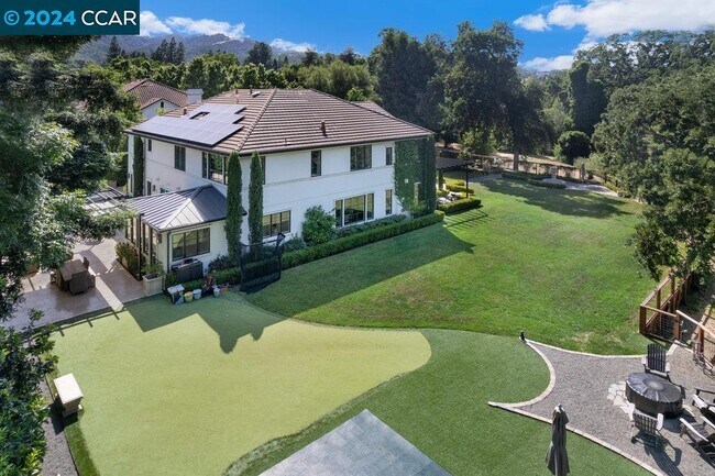 Photo - 324 Massoni Ct