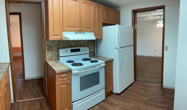 Photo - Spacious 2/1 in a great location! Up to 2 Months Free! Unit 03-10025 - Tuscan
