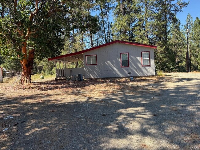 Building Photo - 1291 Red Hill Rd