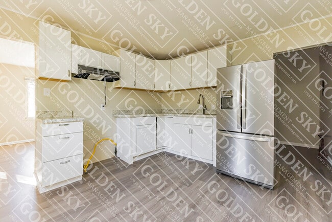 Photo - 1812 E Carver Dr
