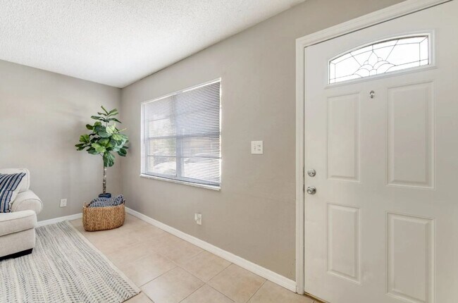 Photo - 2140 S Palmetto Ave Unit 06