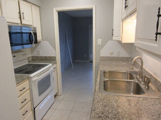 Photo - 14551 Misty Meadow Ln