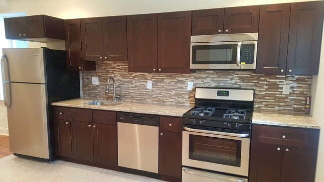 Photo - 5037 Florence Ave Unidad 1