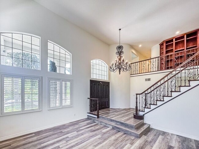 Photo - 32971 N Peak Dr