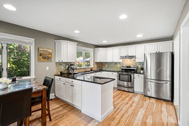 Photo - 14 Saint Marys Rd