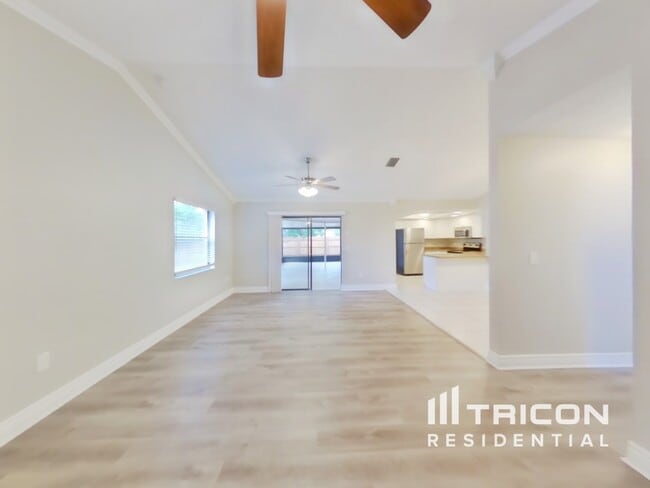 Photo - 8201 Golden Bear Loop