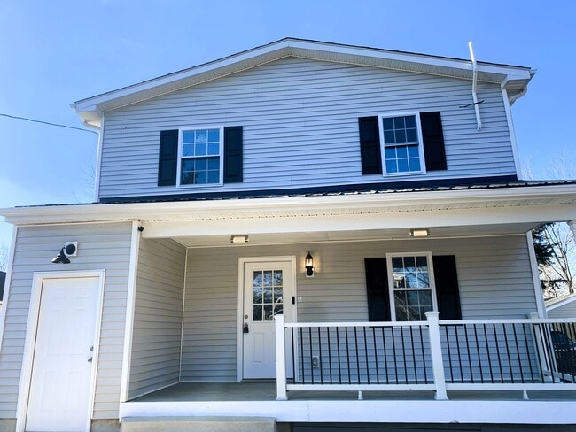Frontage - 14 Prospect Ave House