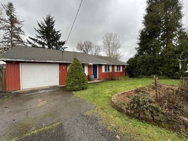 Photo - Beautifully Maintained Single-Level 3 Bedroom Home in North Plains Featuring Flexible Living Spac...