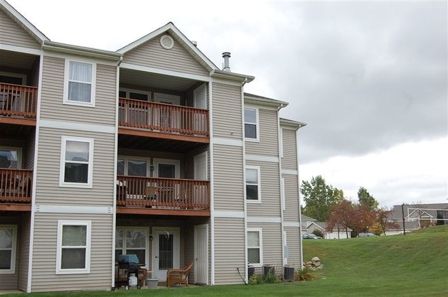 Building Photo - 1388 Heatherwood Ln