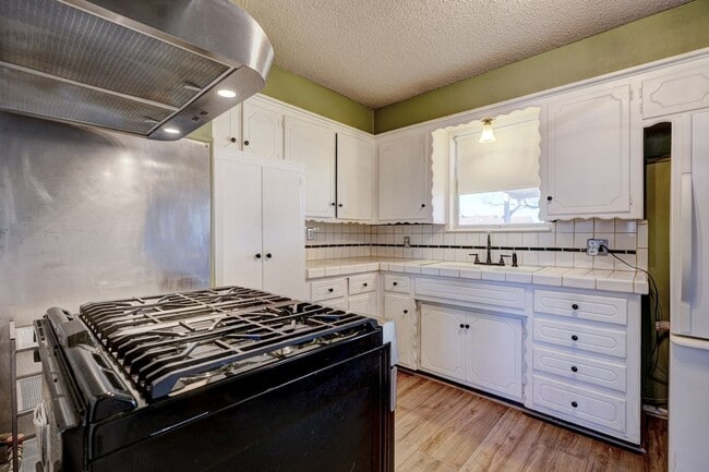 Photo - Charming 3 Bed 2 Bath  - Moore, OK