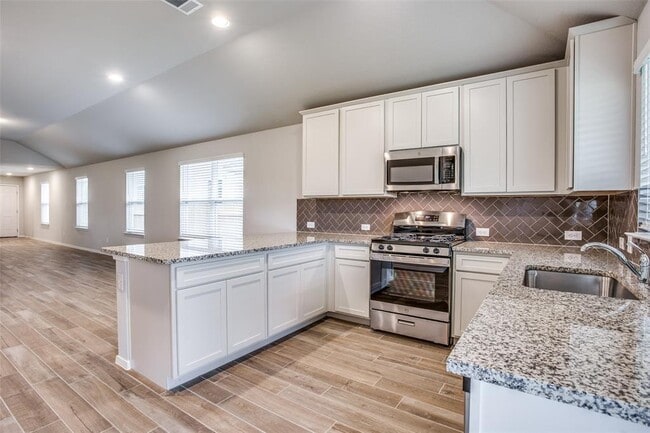 Photo - 225 Trailside Ln