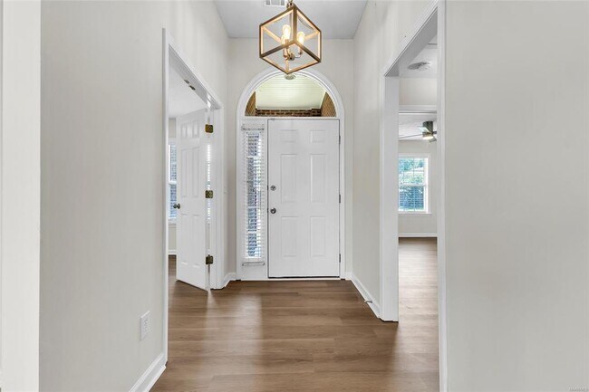 Photo - 3925 Claiborne Cir