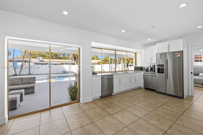 Photo - 3460 N 46th Ave