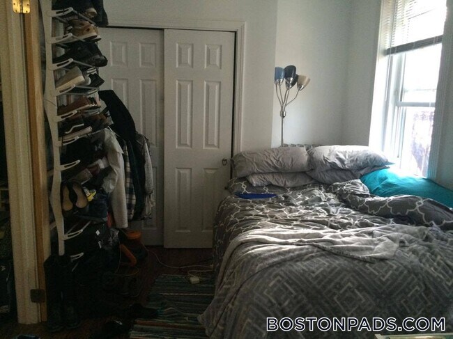 Photo - 64 Hemenway St Unit 17