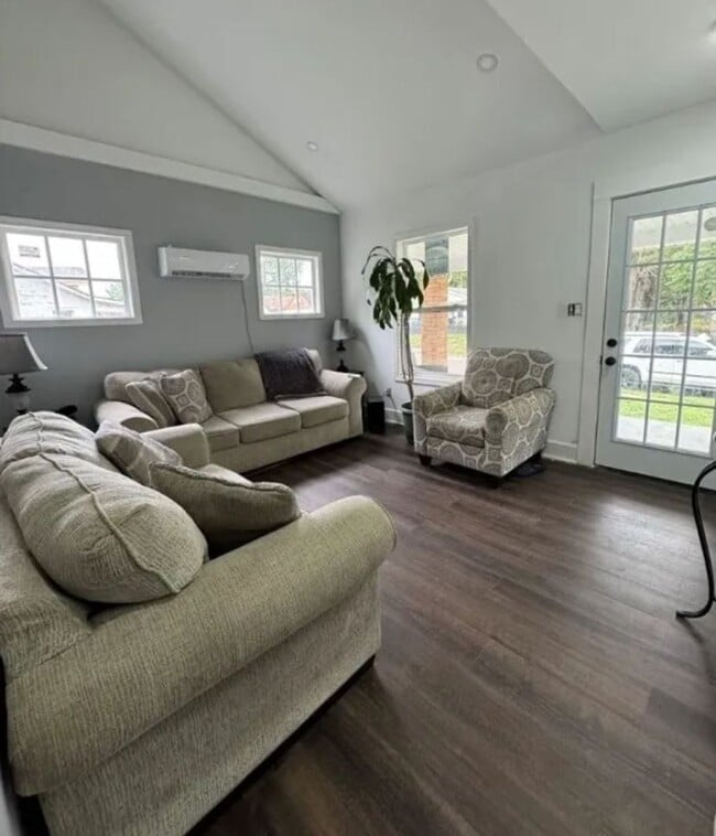 Photo - Osmond Duplex Unit 736 Osmond