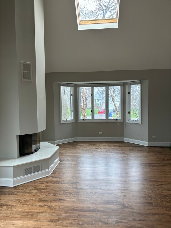 Photo - 1667 Hinterlong Ln