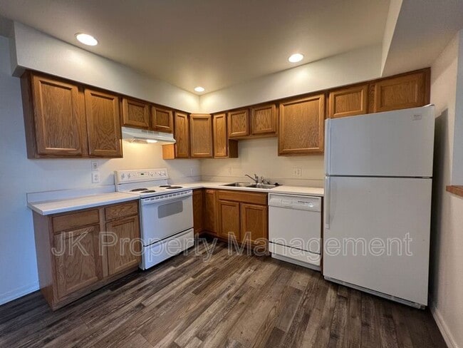 Photo - 1210 5th St S