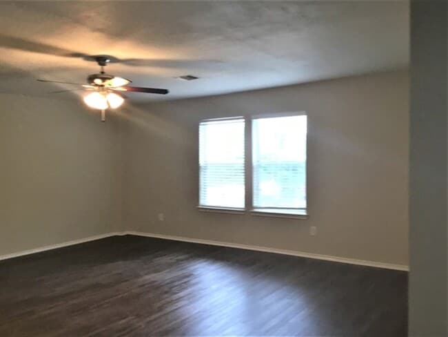 Photo - 20927 Banyan Crest Ln