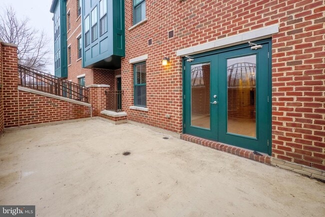 Building Photo - 2101 N Monroe St Unit 105 Rental